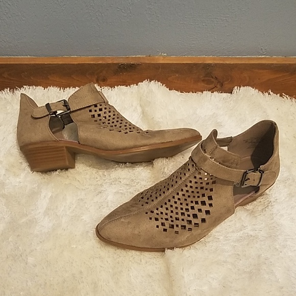 Cutout booties. Roebuck and Co. - Picture 1 of 4